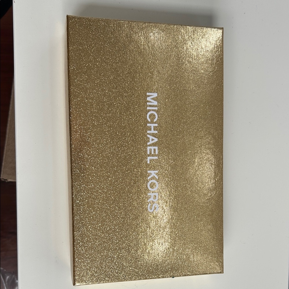 Michael Kors Sparkling Gold Box